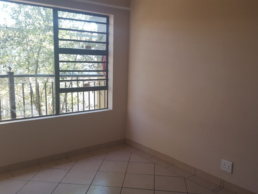 2 Bedroom Property for Sale in Potchefstroom North West